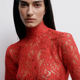 CHIWEN EN DERRIÈRE ROUGE