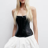 VICKI TOP IN LUNAR ECLIPSE
